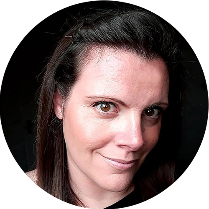 Emily Thuysbaert, author