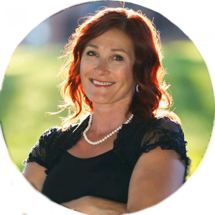 Jessica Janowsky, author