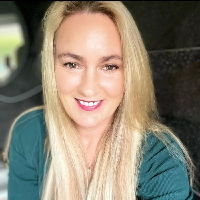Donna Balkaya, author