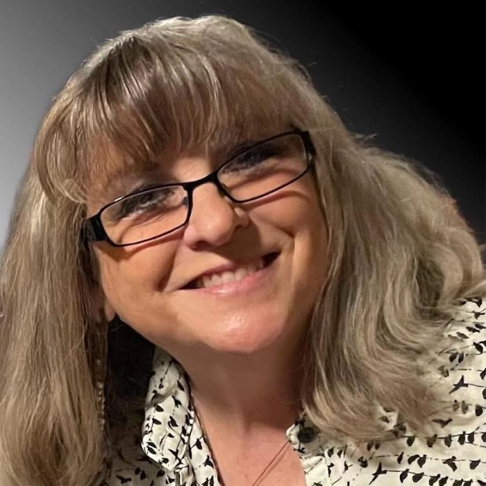 Lori Moon, author