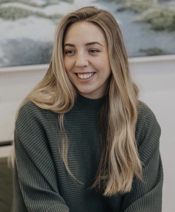 Hannah Friend, author