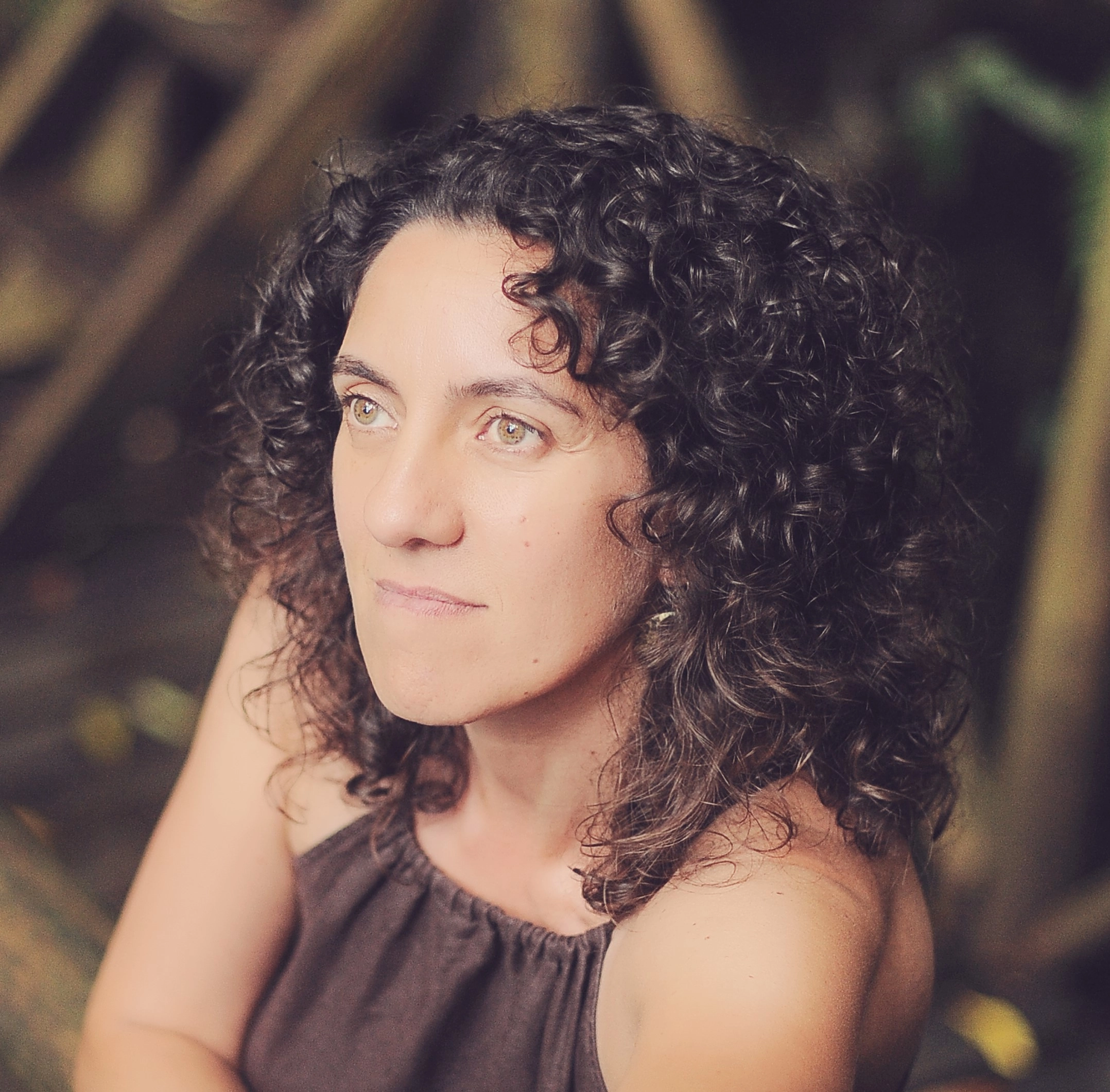 Ana Goncalves, author
