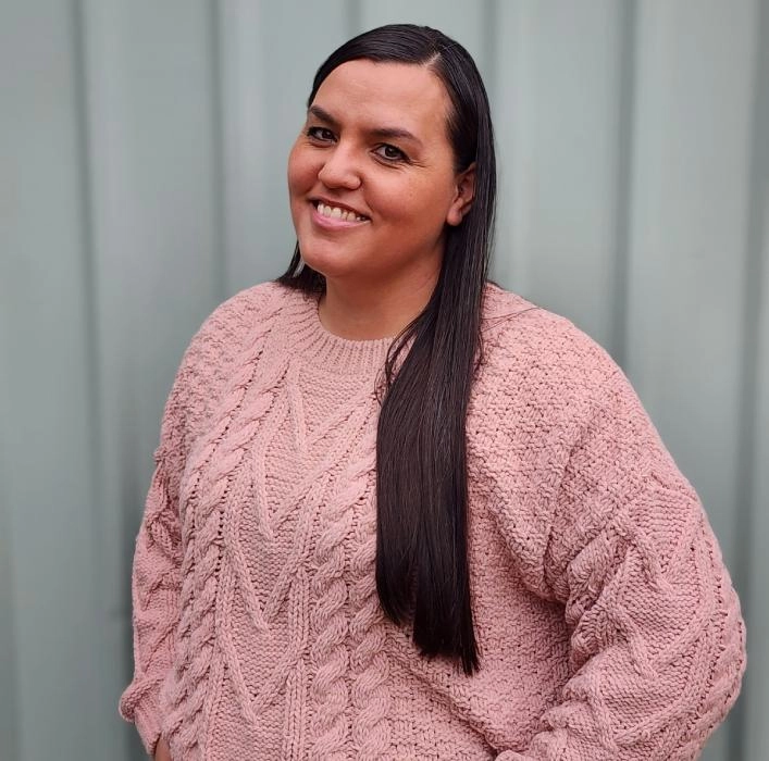Dawn Kulani, author