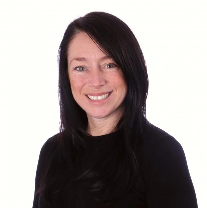 Nina Faye, author