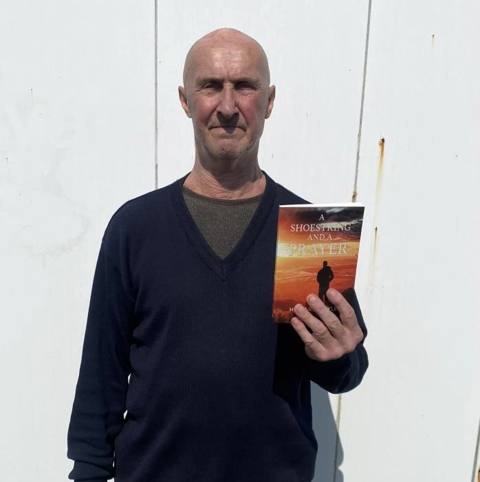 Howard Hoyle, author