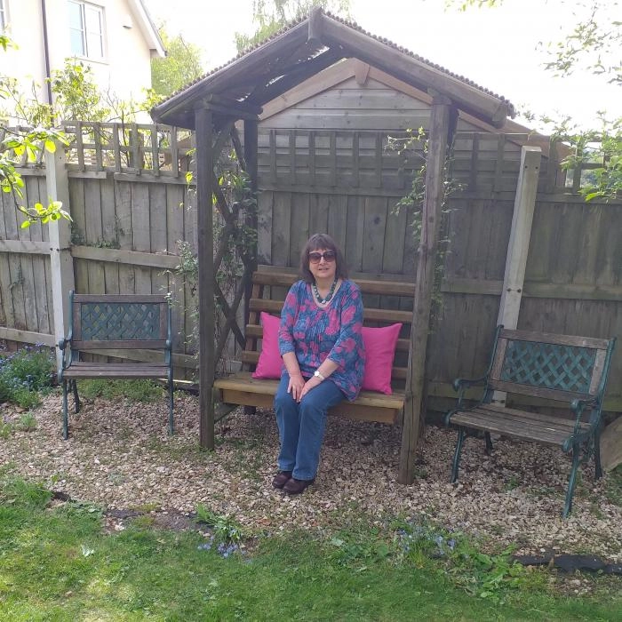 Sarah Jewell, author
