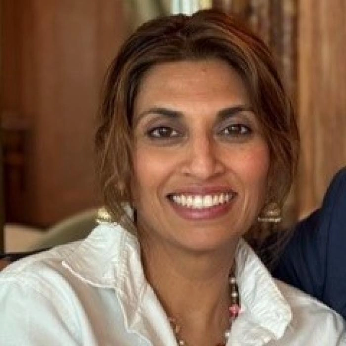 Nindy Dhaliwal, author