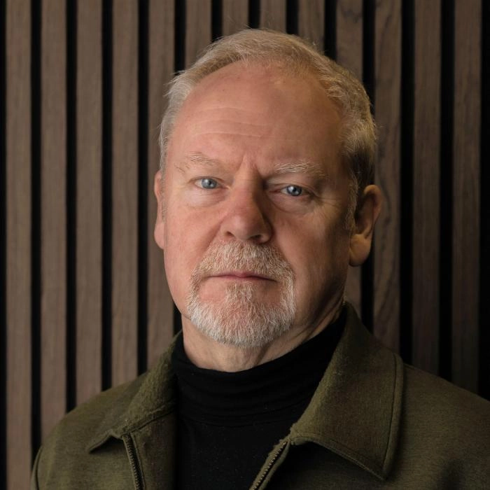 Mal Douglas, author