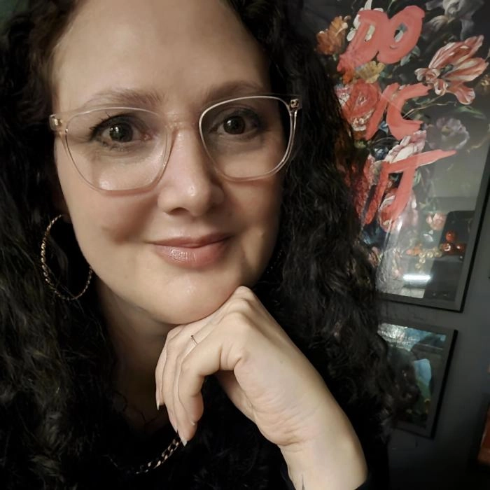 Tanya Rose, author