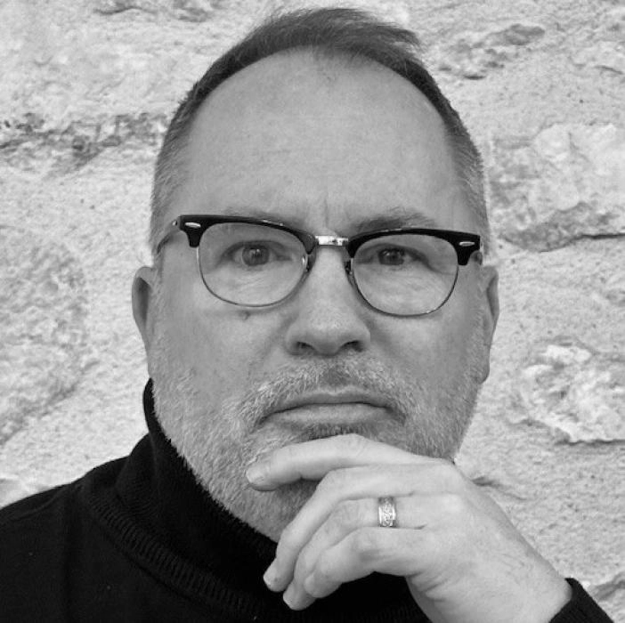 Iain Grant, author